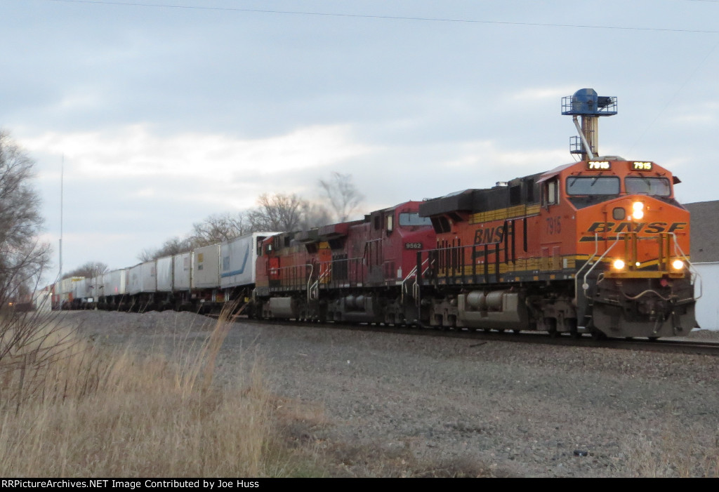 BNSF 7915 West